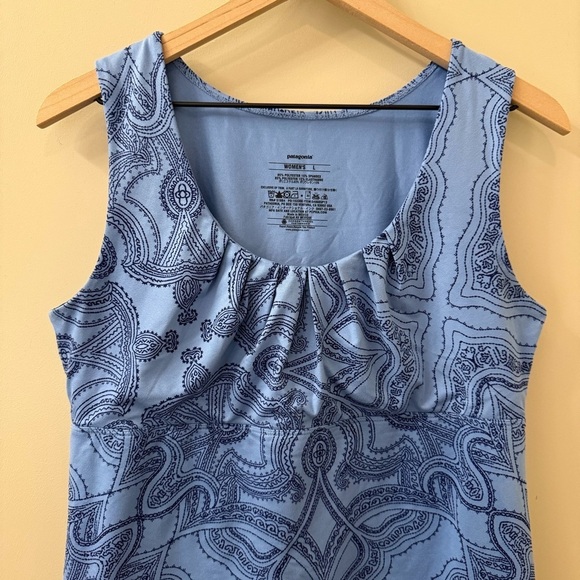 Patagonia Bandha Tank Top in blue paisley print size large scoop neck - Picture 4 of 8